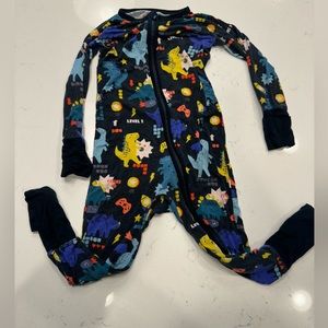 Little sleepies zippies pajamas no holes or stains